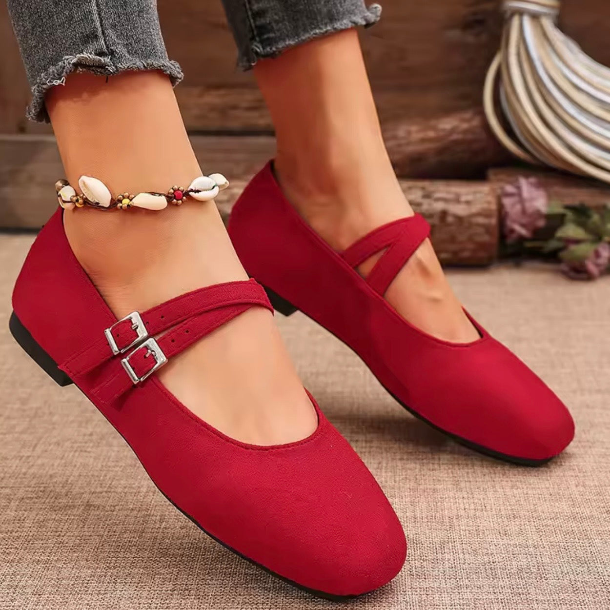 Luna Mary Jane Flat